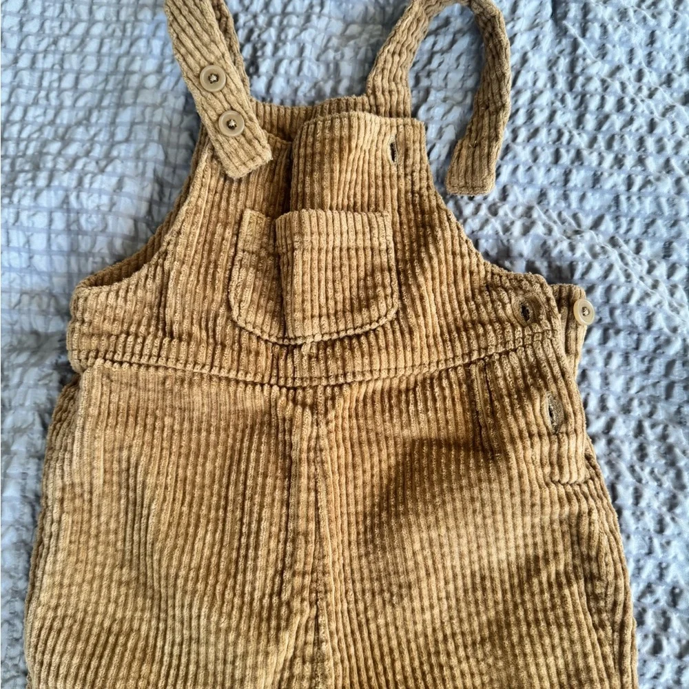 ⚠️Old Navy Baby Corduroy Overalls⚠️